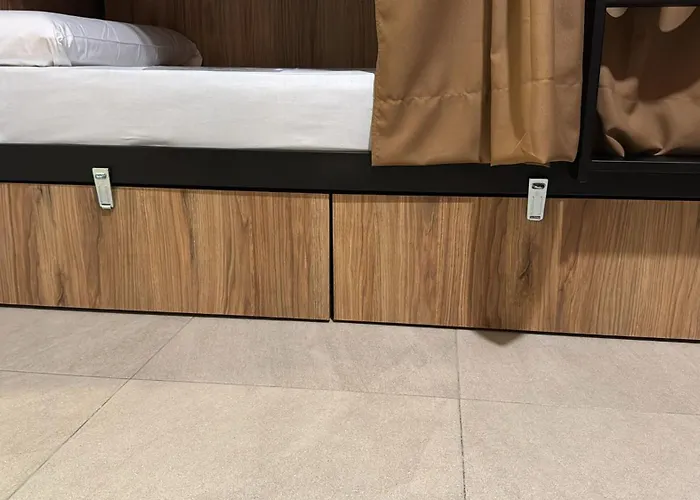 אכסניה Welcome *